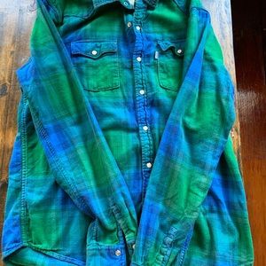 Levi’s flannel